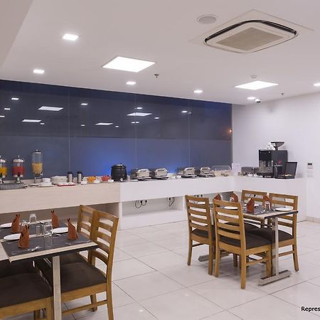 Hotel Manesar Гургаон Экстерьер фото
