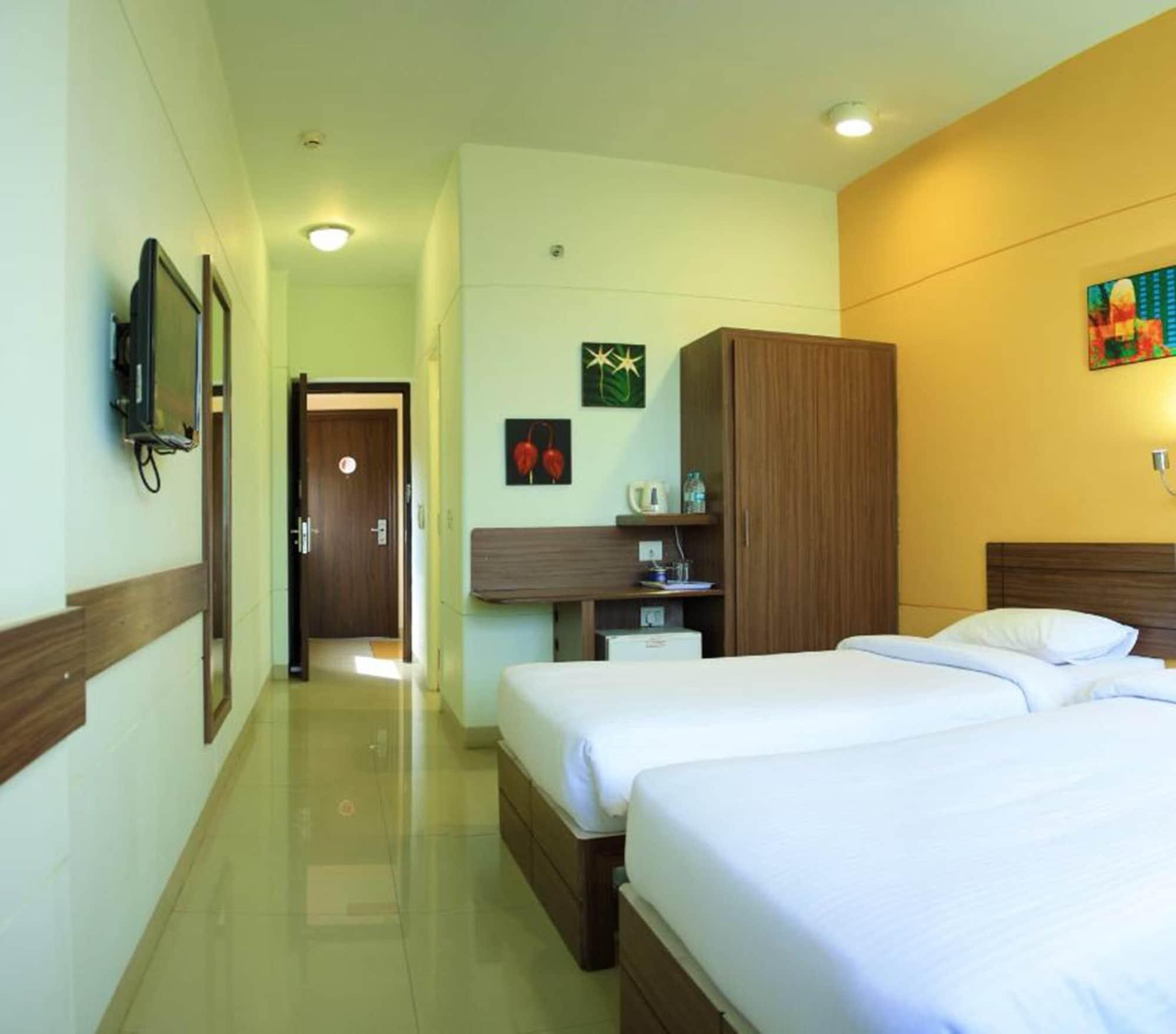 Hotel Manesar Гургаон Экстерьер фото